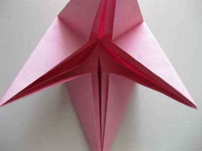 origami-pop-up-star-step-11