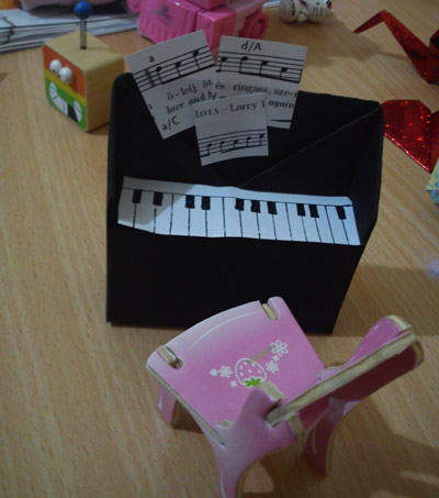 origami-piano