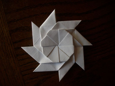 Origami Modular Pinwheel at origami-instructions.com